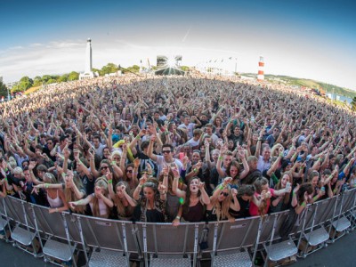 MTV Crashes Plymouth